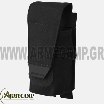 ΘΗΚΗ ΜΟΝΗ ΚΡΟΤΟΥ ΛΑΜΨΗΣ καπνού τύπου M18 The pouch is designed to safely carry M18-type smoke grenades and other similar things. The pouch is closed with a simple hook & loop flap that ends with a non-slip grip. The flap's height can be adjusted via hook & loop, allowing it to fit grenades of different heights. Additionally, the pouch is equipped with an elastic drawstring with a one-hand adjustable stopper, allowing further stabilization of the carried items. The pouch is mounted using a modular system compatible with the MOLLE/PALS system.